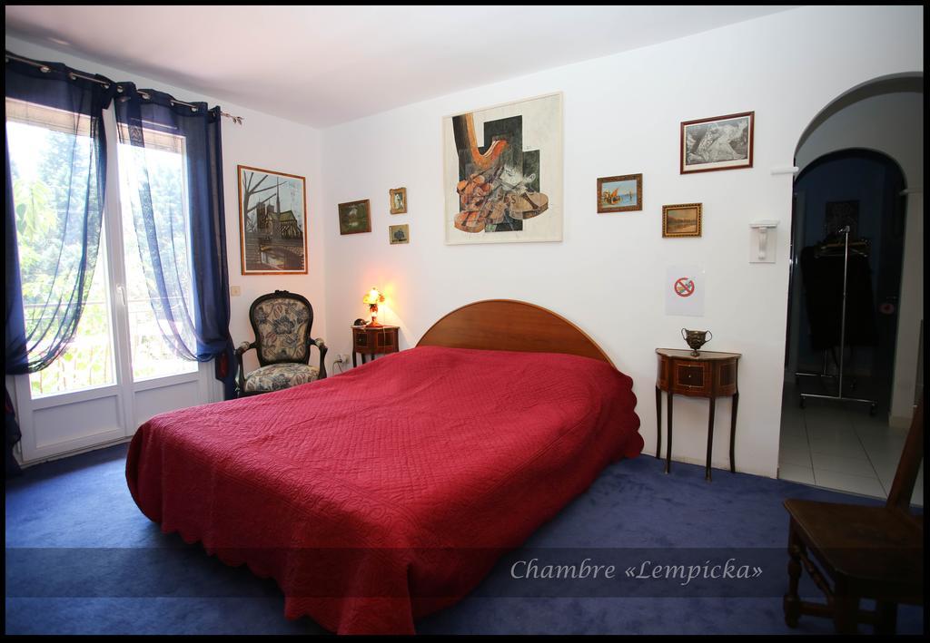 O Doux S'Home Lédenon Стая снимка